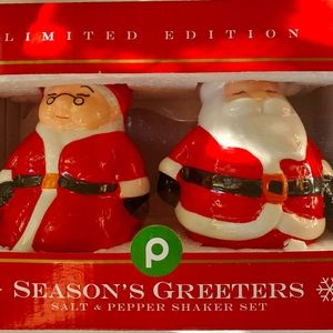 Publix Christmas Salt  & Pepper Shakers